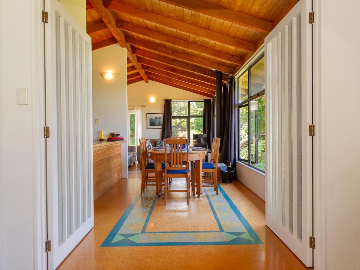 Hahei Hideaway - Hahei Holiday Home Экстерьер фото
